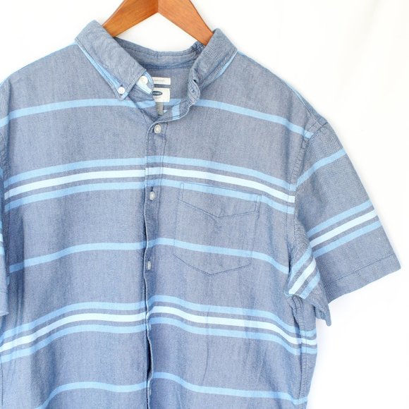Old Navy | Patterned Chambray Button Down - Picture 3 of 4
